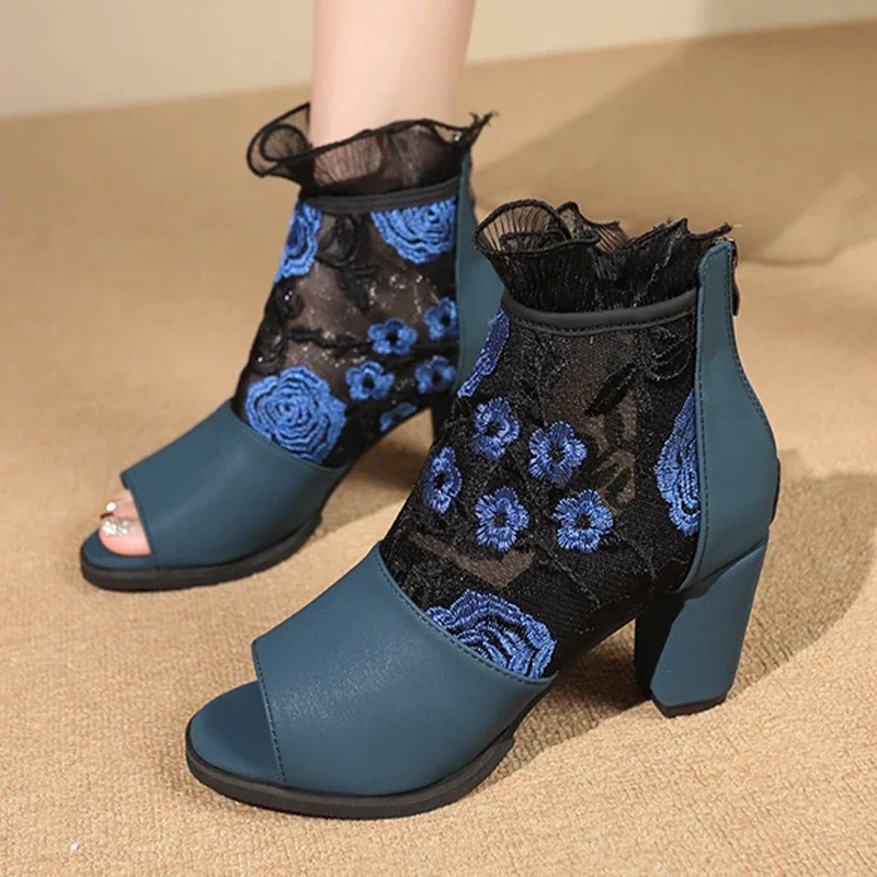Sexy Women's High Heels Shoes Fashion Black Women Boots Lace Peep Toe Sandals Mesh Breathable Platform Shoes Female Plus Size 42
Sexy Women's High Heels Shoes Fashion Black Women Boots Lace Peep Toe Sandals Mesh Breathable Platform Shoes Female Plus Size 42