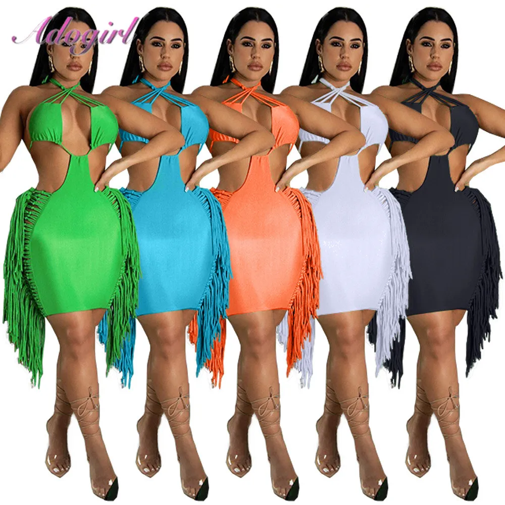 Sexy Halter Sleeveless Tassel Hollow Out Bandage Party Club Midi Dress Women Solid Backless Outfit Summer Beach Holiday Dresses
Sexy Halter Sleeveless Tassel Hollow Out Bandage Party Club Midi Dress Women Solid Backless Outfit Summer Beach Holiday Dresses