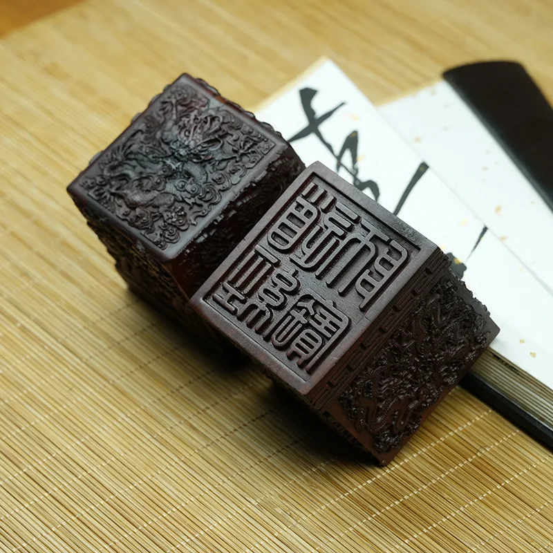 UMQ Natural Lightning Wood Jujube Wood Dao Jing Shi Bao Seal Three Treasures Seal Pure Hand Carved Kowloon Seal Pure Hand Carved
UMQ Natural Lightning Wood Jujube Wood Dao Jing Shi Bao Seal Three Treasures Seal Pure Hand Carved Kowloon Seal Pure Hand Carved