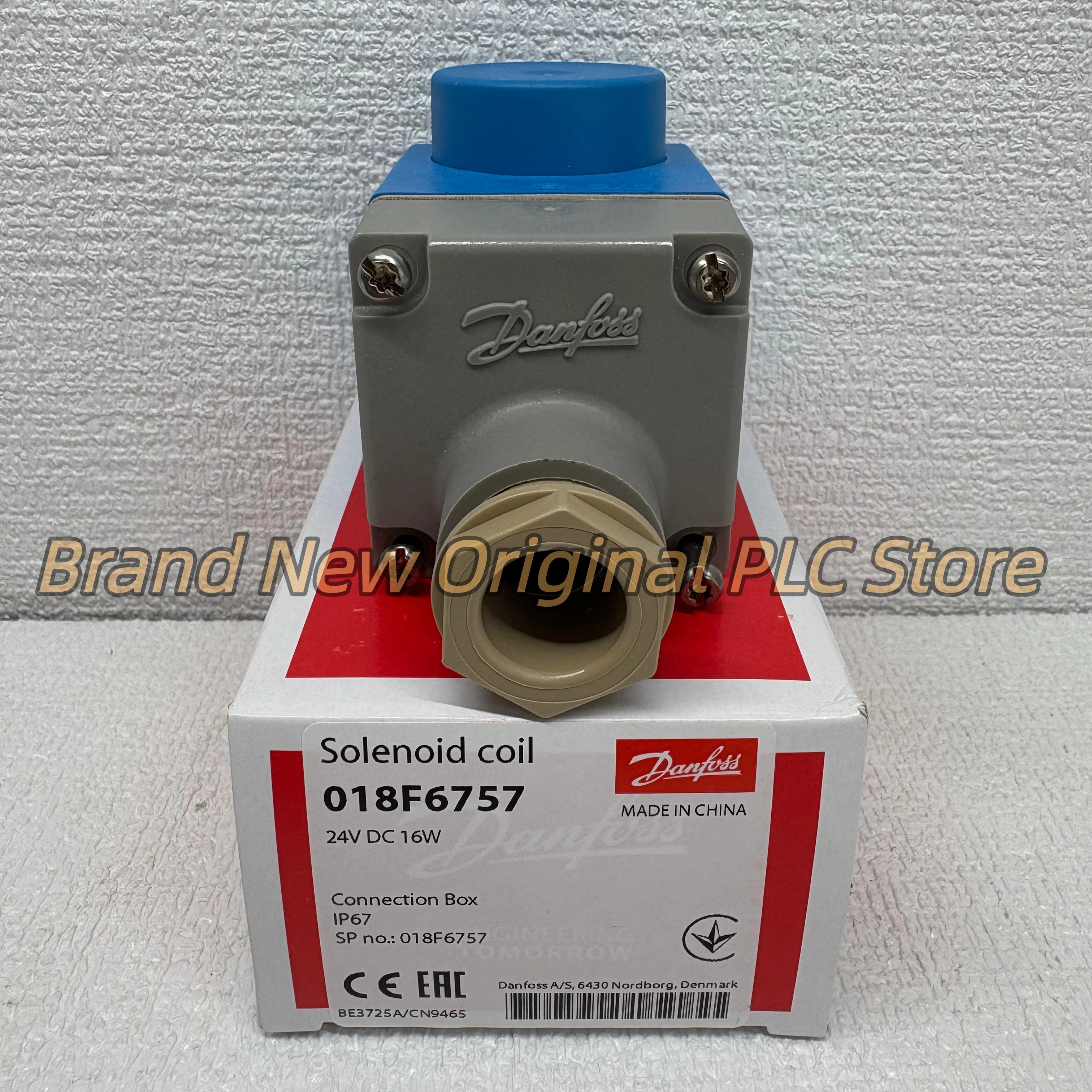 018F6757 new BE024DS 24V Solenoid valve coil in box
018F6757 new BE024DS 24V Solenoid valve coil in box