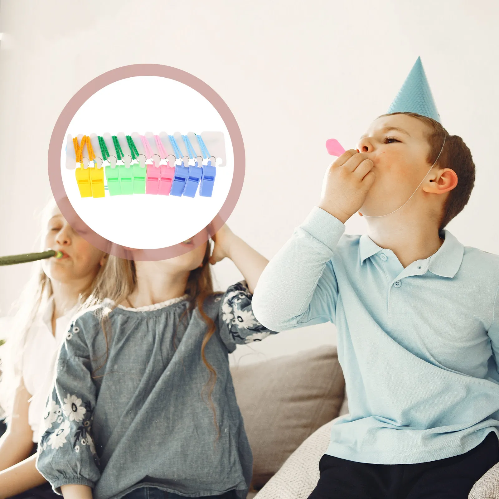 24 шт. неоновых свистков-кулонов для детей, пластиковые безопасные свистки для футбола, вечеринок, черлидинга, судейства, занятий спортом на открытом воздухе
24 шт. неоновых свистков-кулонов для детей, пластиковые безопасные свистки для футбола, вечеринок, черлидинга, судейства, занятий спортом на открытом воздухе