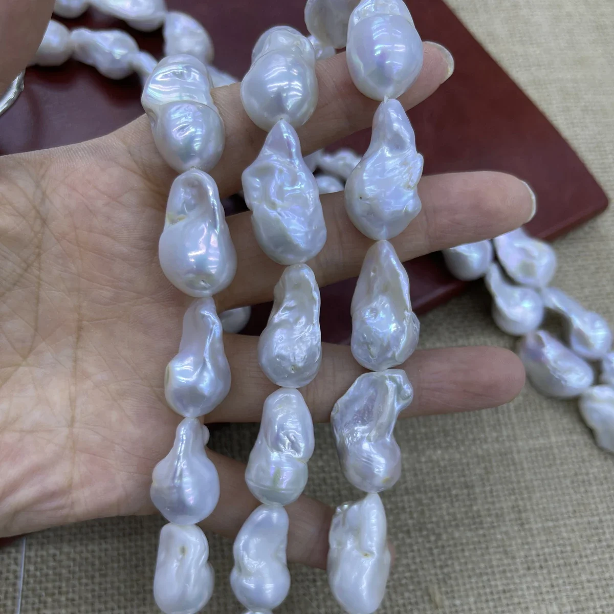 AAAAAA Natural Freshwater Fishtail Baroque Pearl Isolated Bead Jewelry Make DIY Necklace Bracelet Accessories Wedding
AAAAAA Natural Freshwater Fishtail Baroque Pearl Isolated Bead Jewelry Make DIY Necklace Bracelet Accessories Wedding