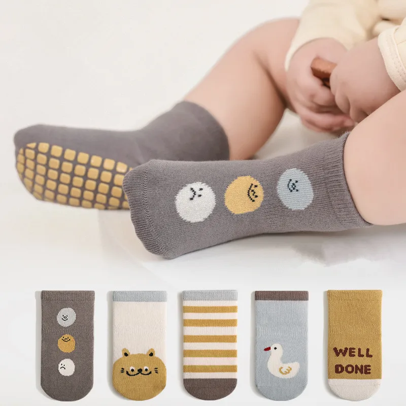 5 Pairs/Lot Baby Non Slip Soft Floor Sock Cartoon Kids Boys and Girls Indoor Feet Wear
5 Pairs/Lot Baby Non Slip Soft Floor Sock Cartoon Kids Boys and Girls Indoor Feet Wear