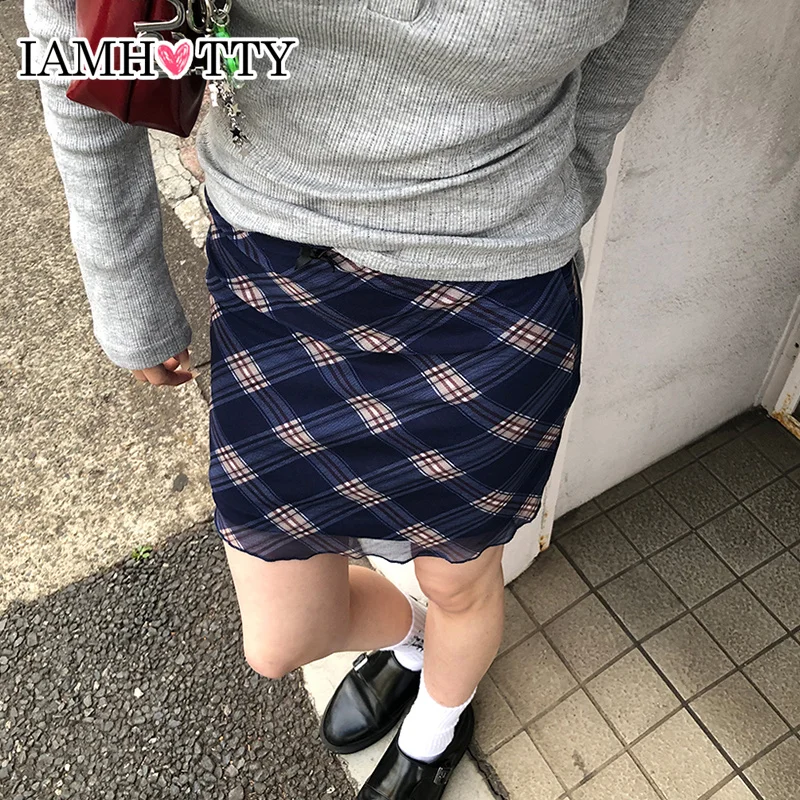 IAMHOTTY Plaid Print Mesh Patchwork Mini Skirt Vintage Bow Decorate Low-waisted Straight Short Skirts Preppy Style Streetwear
IAMHOTTY Plaid Print Mesh Patchwork Mini Skirt Vintage Bow Decorate Low-waisted Straight Short Skirts Preppy Style Streetwear
