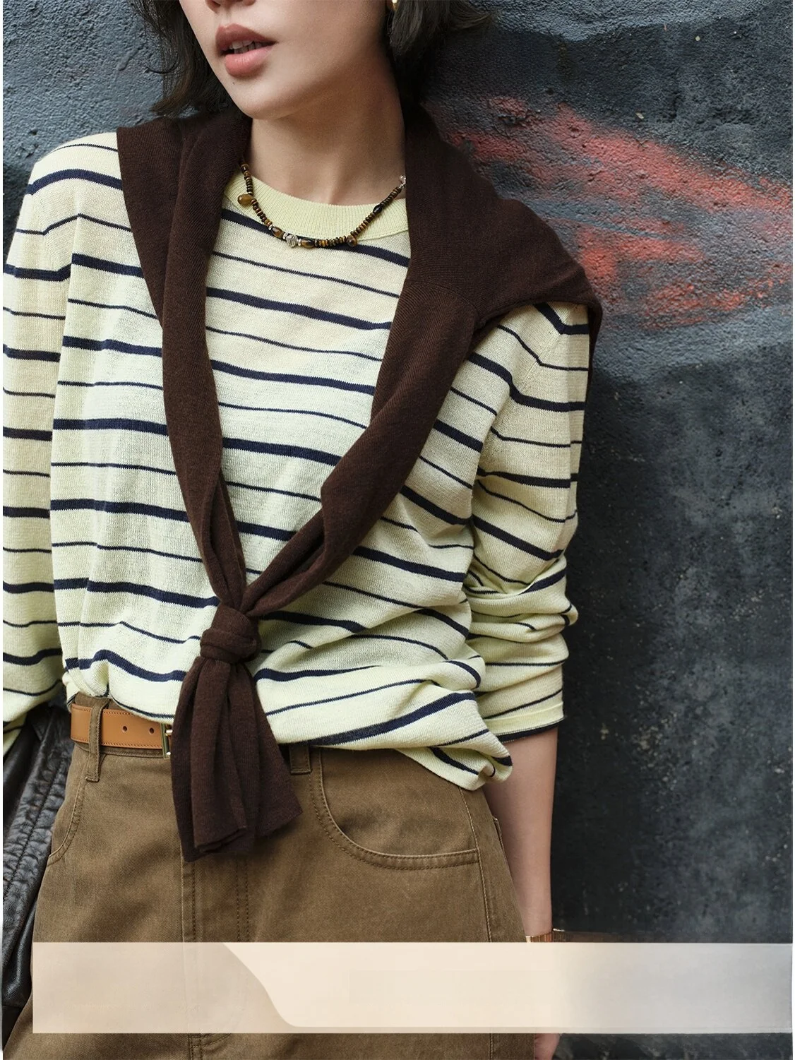 Женский свитер WDiva Light Whisper из смесовой шерсти 60-слойной вязки в полоску, в гонконгском стиле, весенний сезон, из чистой шерстяной ткани
Женский свитер WDiva Light Whisper из смесовой шерсти 60-слойной вязки в полоску, в гонконгском стиле, весенний сезон, из чистой шерстяной ткани