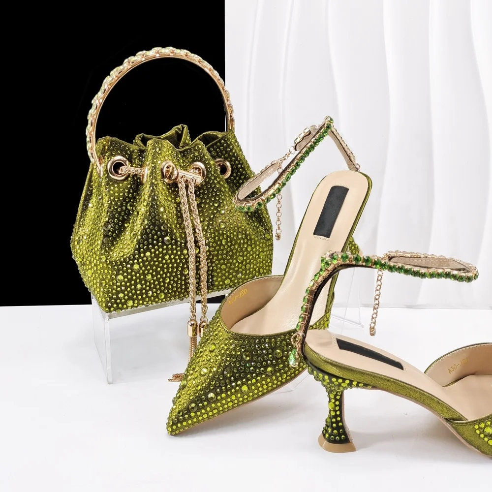 High Quality Italian Woman Sandal Shoes And Purse To Match Set African Style High Heels Shoes And Bag Set For Party Dress
High Quality Italian Woman Sandal Shoes And Purse To Match Set African Style High Heels Shoes And Bag Set For Party Dress
