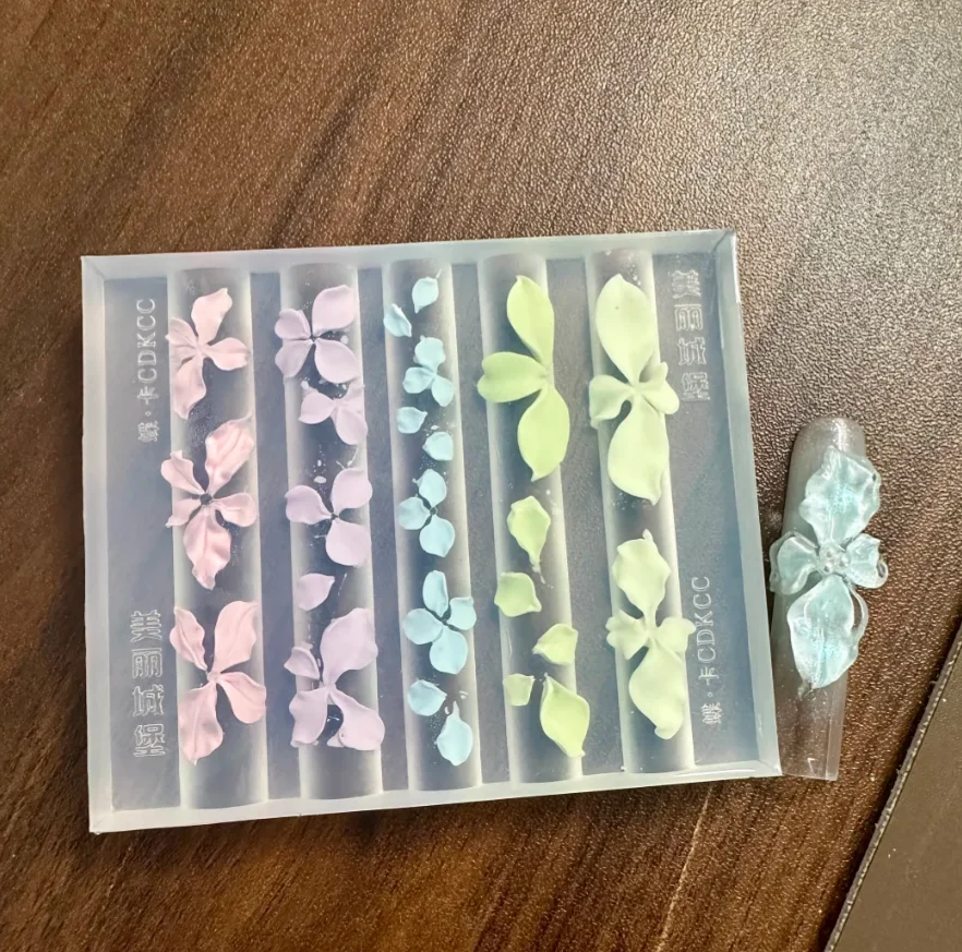 Flower Petal Hand-carved Pattern Nail Art Stamping Carved Silicone Mold DIY Template Stencils Reusable Tools 2026 New Nail
Flower Petal Hand-carved Pattern Nail Art Stamping Carved Silicone Mold DIY Template Stencils Reusable Tools 2026 New Nail