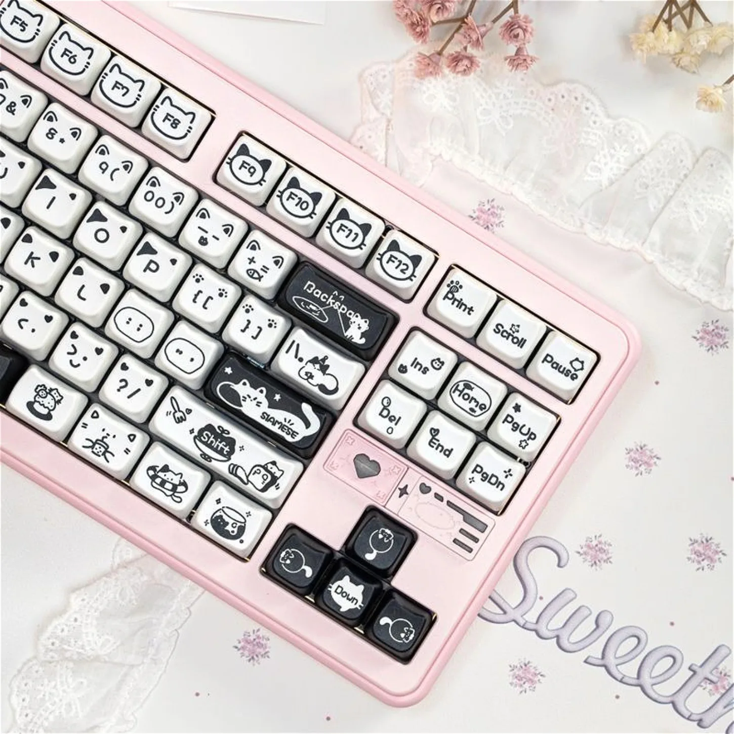 MAO Cute Line Kitten Keycap Kit PBT 136 Keycap Suitable for Girls 60/64/84/98/108 Mechanical Keyboard
MAO Cute Line Kitten Keycap Kit PBT 136 Keycap Suitable for Girls 60/64/84/98/108 Mechanical Keyboard