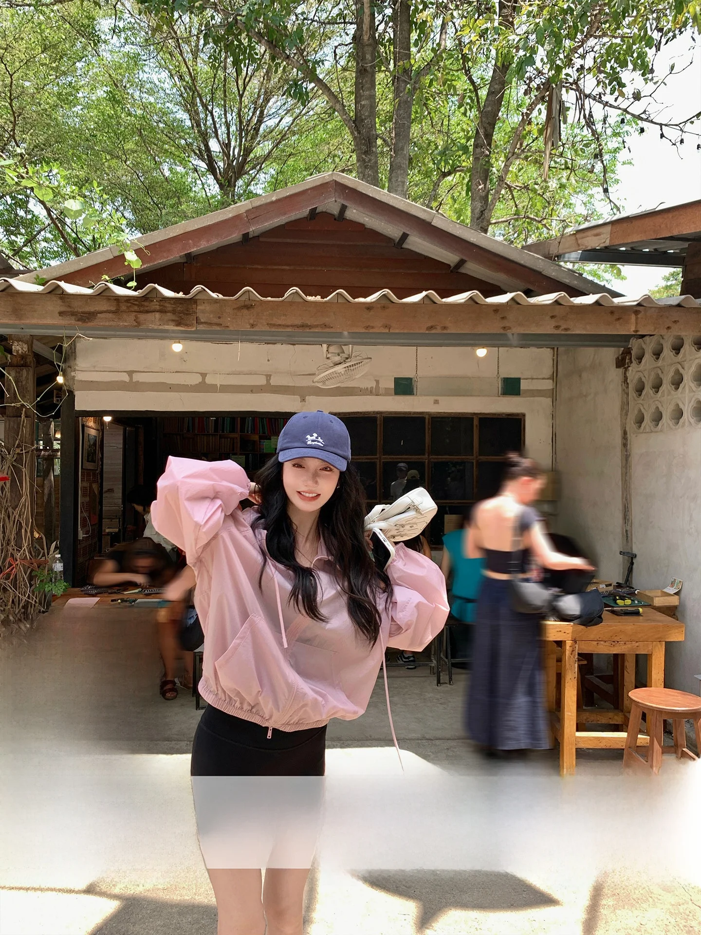 Magic White Skin Sunscreen Clothing Breathable Lightweight Hooded Coat Rejection of Ultraviolet Light Loose Women's Outerwear
Magic White Skin Sunscreen Clothing Breathable Lightweight Hooded Coat Rejection of Ultraviolet Light Loose Women's Outerwear