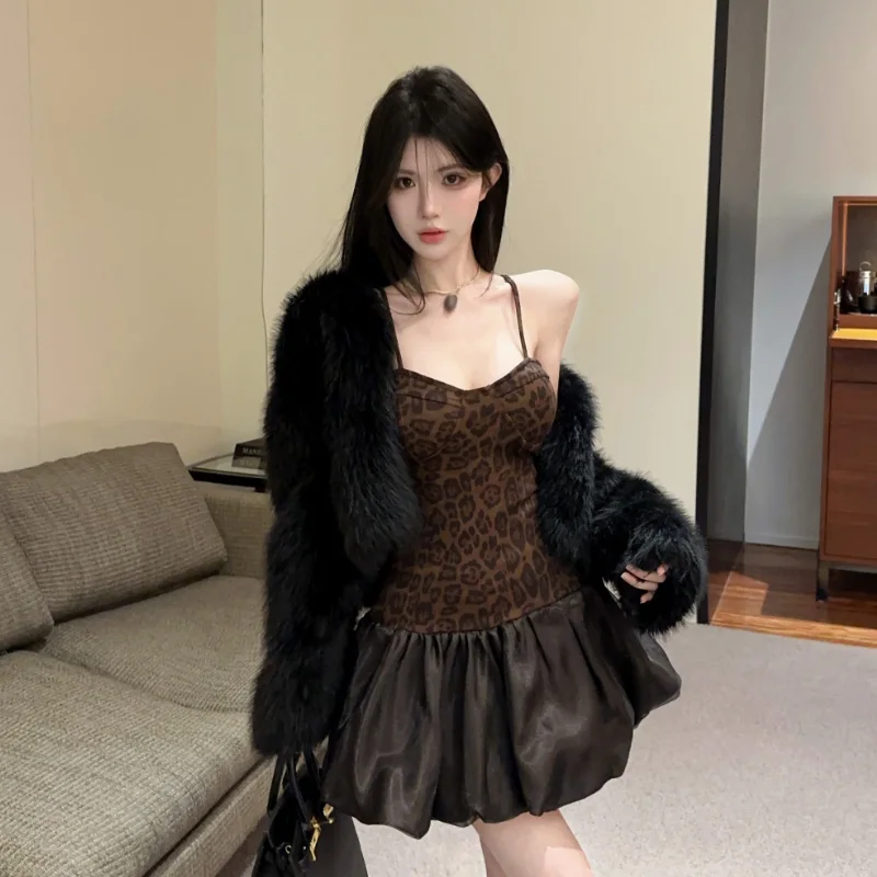 Pure Desire Sexy Leopard Print Patchwork Tube Top Puffy Skirt Dr Women's Spicy Waist Cinching Skirt Autumn Winter New Arrival
Pure Desire Sexy Leopard Print Patchwork Tube Top Puffy Skirt Dr Women's Spicy Waist Cinching Skirt Autumn Winter New Arrival