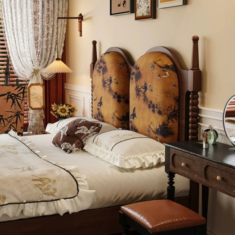 Medieval American solid wood bed 1.5M1.8M double bed retro French bedside soft bag bed master bedroom high-end atmosphere
Medieval American solid wood bed 1.5M1.8M double bed retro French bedside soft bag bed master bedroom high-end atmosphere