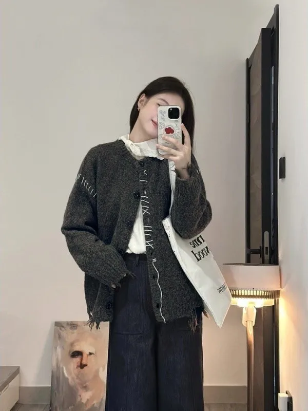 Мужской свитер оверсайз из полиэстера, 300 г/м², с эффектом премиум-класса, повседневный, вязаный, свободного кроя, зимняя верхняя одежда, с длинными рукавами, круглый вырез.
Мужской свитер оверсайз из полиэстера, 300 г/м², с эффектом премиум-класса, повседневный, вязаный, свободного кроя, зимняя верхняя одежда, с длинными рукавами, круглый вырез.