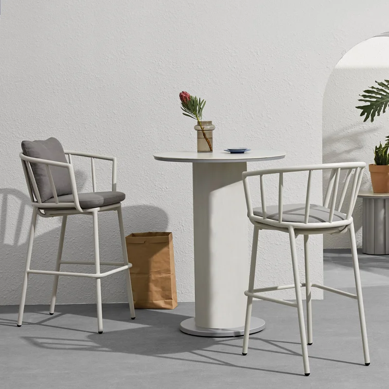 Customized outdoor table and chairs, courtyard balcony, iron hotel, sunscreen, sofa, table and chair furniture
Customized outdoor table and chairs, courtyard balcony, iron hotel, sunscreen, sofa, table and chair furniture