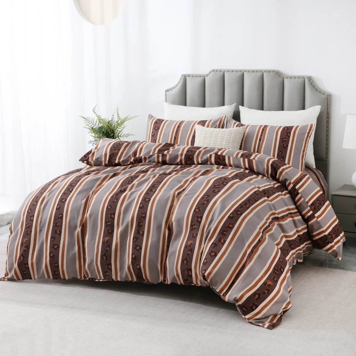 Leopard Stripes Duvet Cover Queen Size Cheetah Skin Texture Comforter Cover with 2 Pillowcases Geometric Bedding Set for Adults
Leopard Stripes Duvet Cover Queen Size Cheetah Skin Texture Comforter Cover with 2 Pillowcases Geometric Bedding Set for Adults