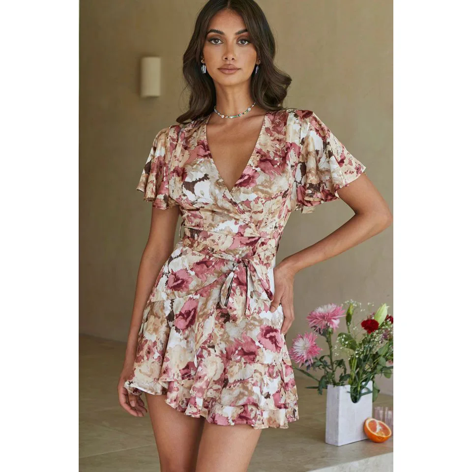 2025 Spring/Summer New Digital Printed Small Fresh Sweet Waist Strap Dress 22026
2025 Spring/Summer New Digital Printed Small Fresh Sweet Waist Strap Dress 22026