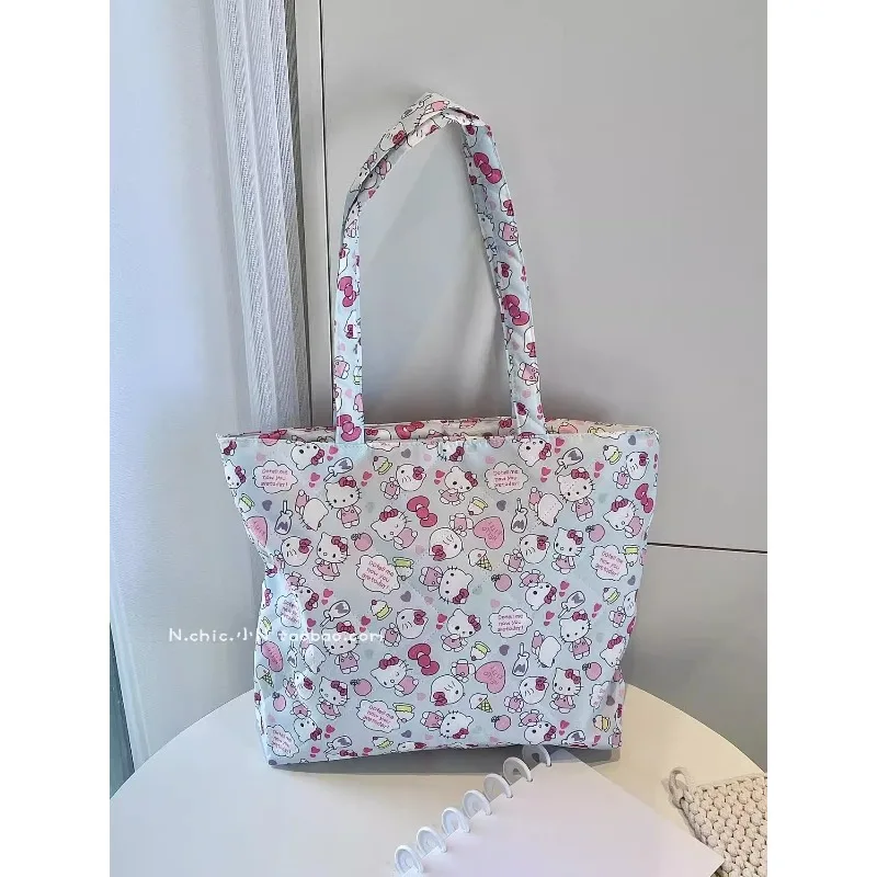 Cute Hello Kitty Handbag Cartoon Kawaii Anime Student Supplies Girl Gift Lady Accessories Large Capacity Doll Storage Wholesale
Cute Hello Kitty Handbag Cartoon Kawaii Anime Student Supplies Girl Gift Lady Accessories Large Capacity Doll Storage Wholesale