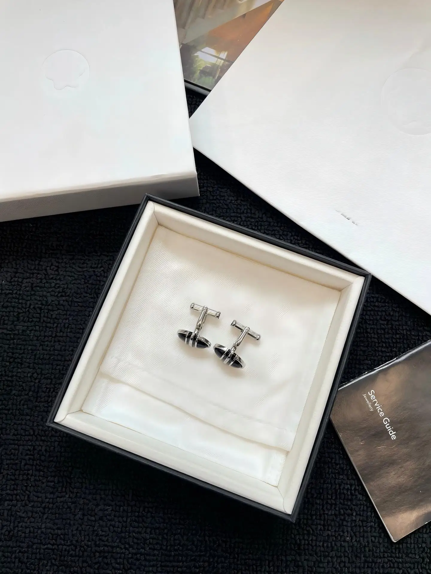 New Professional Men's Cufflinks Set, Classic Dress Shirt Studs for Work, Party & Daily Wear
New Professional Men's Cufflinks Set, Classic Dress Shirt Studs for Work, Party & Daily Wear