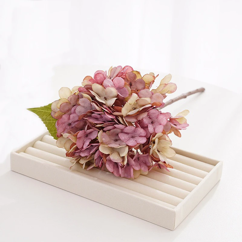2pcs Best-selling Short-stemmed Autumn Hydrangea Artificial Flowers Luxurious Home Wedding Decor Photography Props 2pcs/lot
2pcs Best-selling Short-stemmed Autumn Hydrangea Artificial Flowers Luxurious Home Wedding Decor Photography Props 2pcs/lot