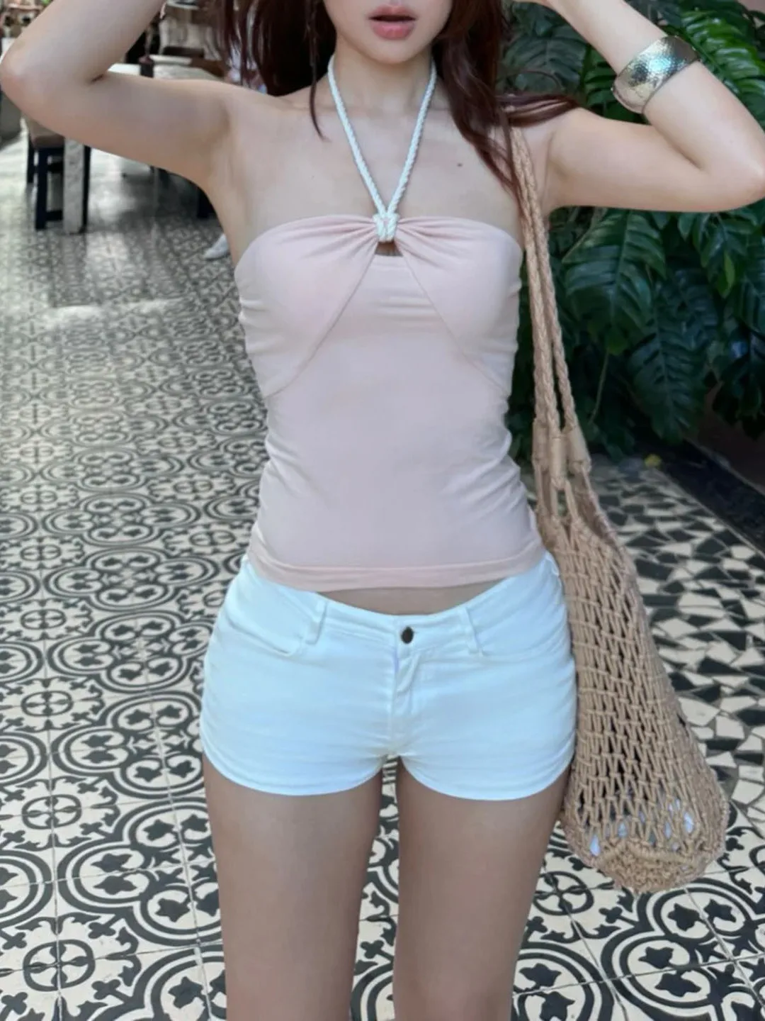White Low-Waist Sexy Bodycon Denim Shorts Women Summer Y2K Spicy Girl Slim Fit Elastic Tight Black Hot Pants Casual Jeans
White Low-Waist Sexy Bodycon Denim Shorts Women Summer Y2K Spicy Girl Slim Fit Elastic Tight Black Hot Pants Casual Jeans