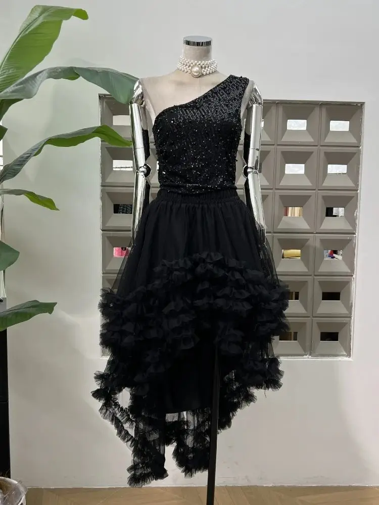 New Arrival 2025 Luxury Sexy Sequins Pearls Skew Collar Asymmetrical Top Long Skirt Two-Piece Set Cocktail Party Women's Outfit
New Arrival 2025 Luxury Sexy Sequins Pearls Skew Collar Asymmetrical Top Long Skirt Two-Piece Set Cocktail Party Women's Outfit