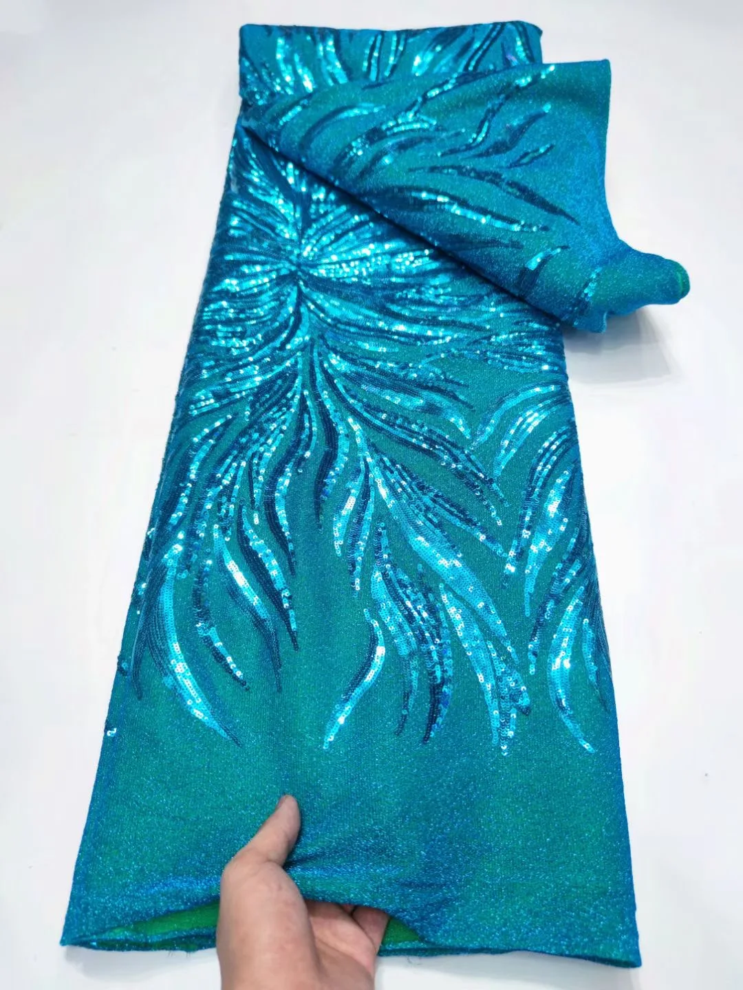 2024 New Exquisite Special Purple And Blue Two Colors High Quality Handmade Sequins Net Lace For 5yards Wedding Dresses On Sale
2024 New Exquisite Special Purple And Blue Two Colors High Quality Handmade Sequins Net Lace For 5yards Wedding Dresses On Sale