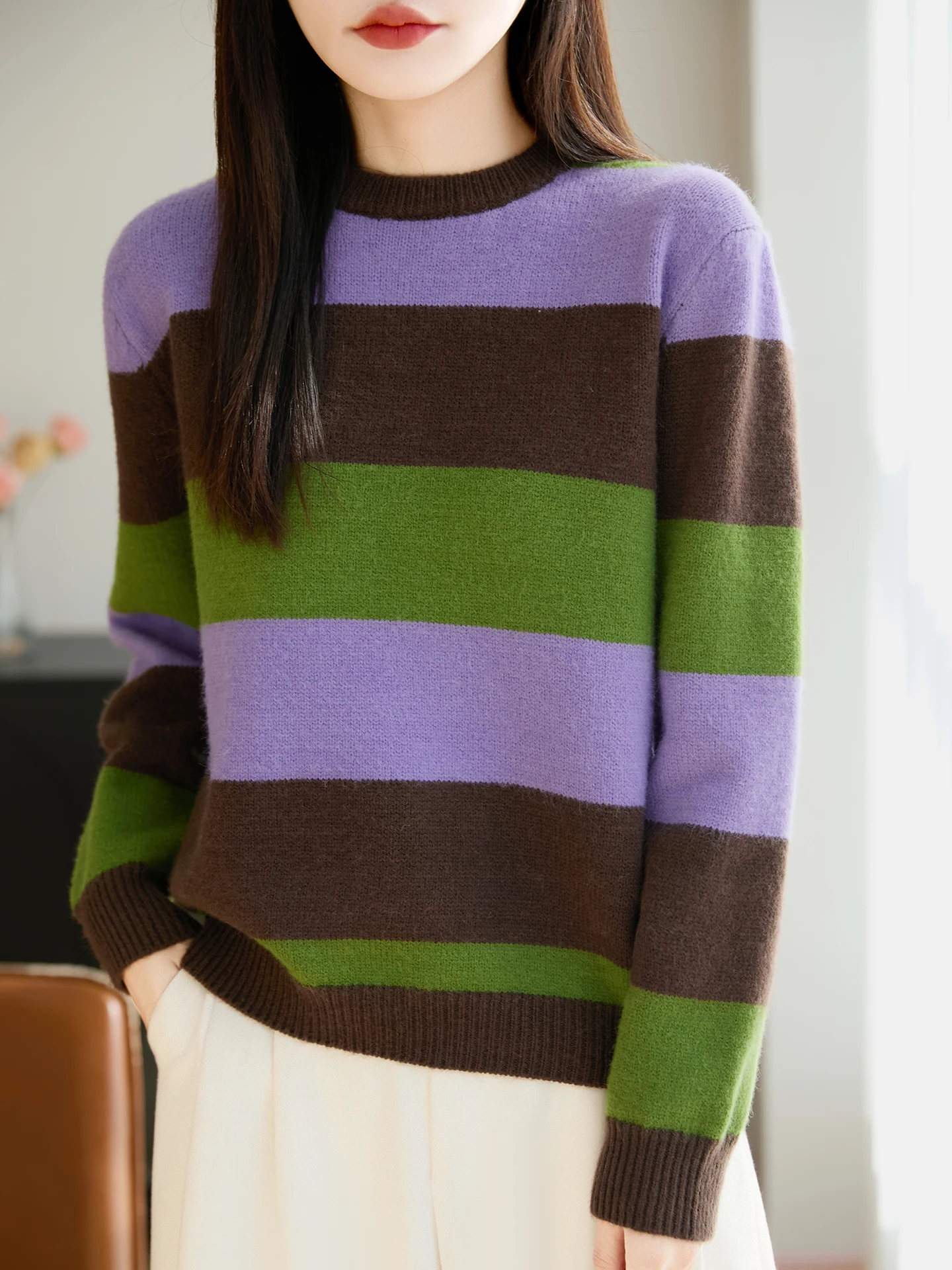 2025 New Loose Long Sve Women's Knitted Sweater Color Blo Striped Base Layer irt Warm Inner Wear Top for Autumn Winter
2025 New Loose Long Sve Women's Knitted Sweater Color Blo Striped Base Layer irt Warm Inner Wear Top for Autumn Winter