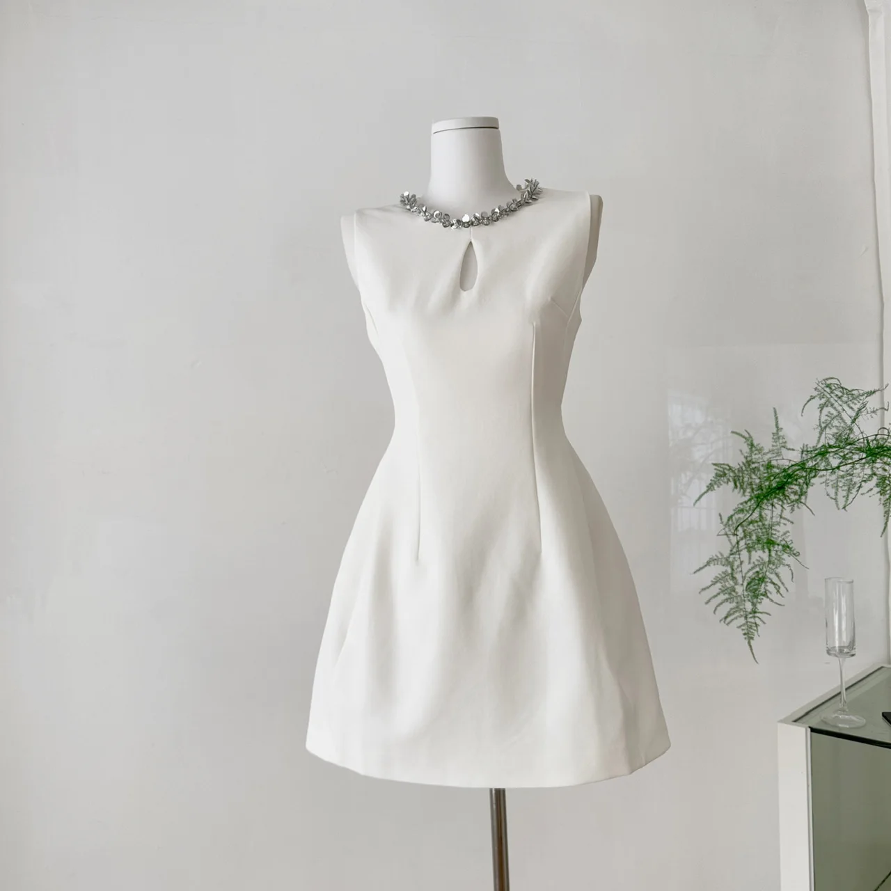 Summer Women French Vintage Luxury Old Money Dress Mini Sequin Frock Evening Party Gyaru Sleeveless 2000s Aesthetic Graduation
Summer Women French Vintage Luxury Old Money Dress Mini Sequin Frock Evening Party Gyaru Sleeveless 2000s Aesthetic Graduation