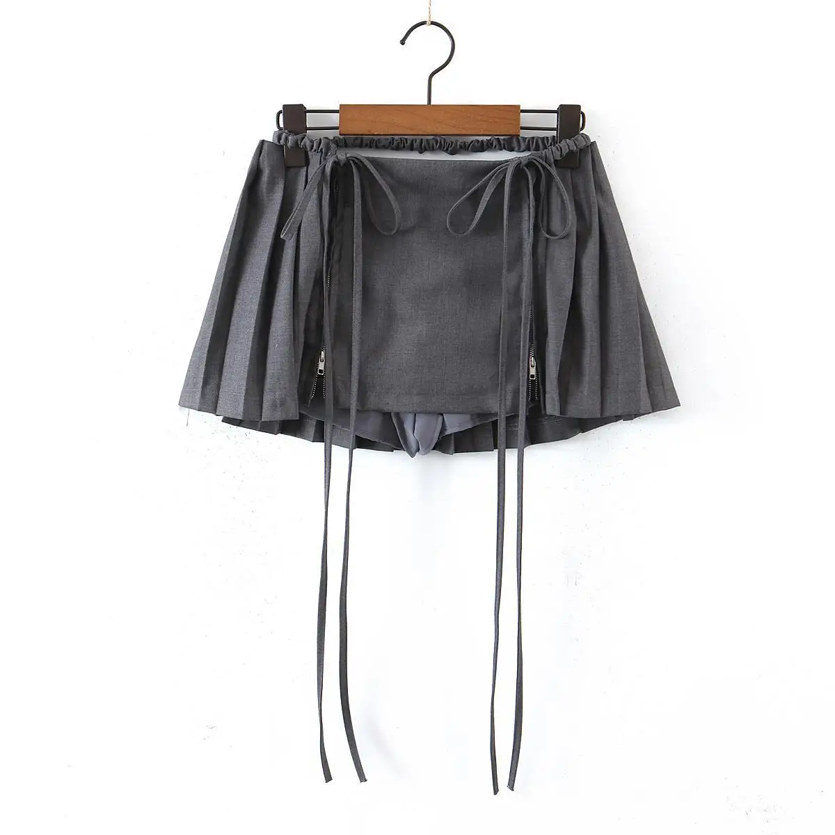 Pleated Mini Skirts for Women Summer High Waist Sexy Short Skirts Vintage Korean Zipper Bandage Black Grey Lace-up Korean Y2K
Pleated Mini Skirts for Women Summer High Waist Sexy Short Skirts Vintage Korean Zipper Bandage Black Grey Lace-up Korean Y2K