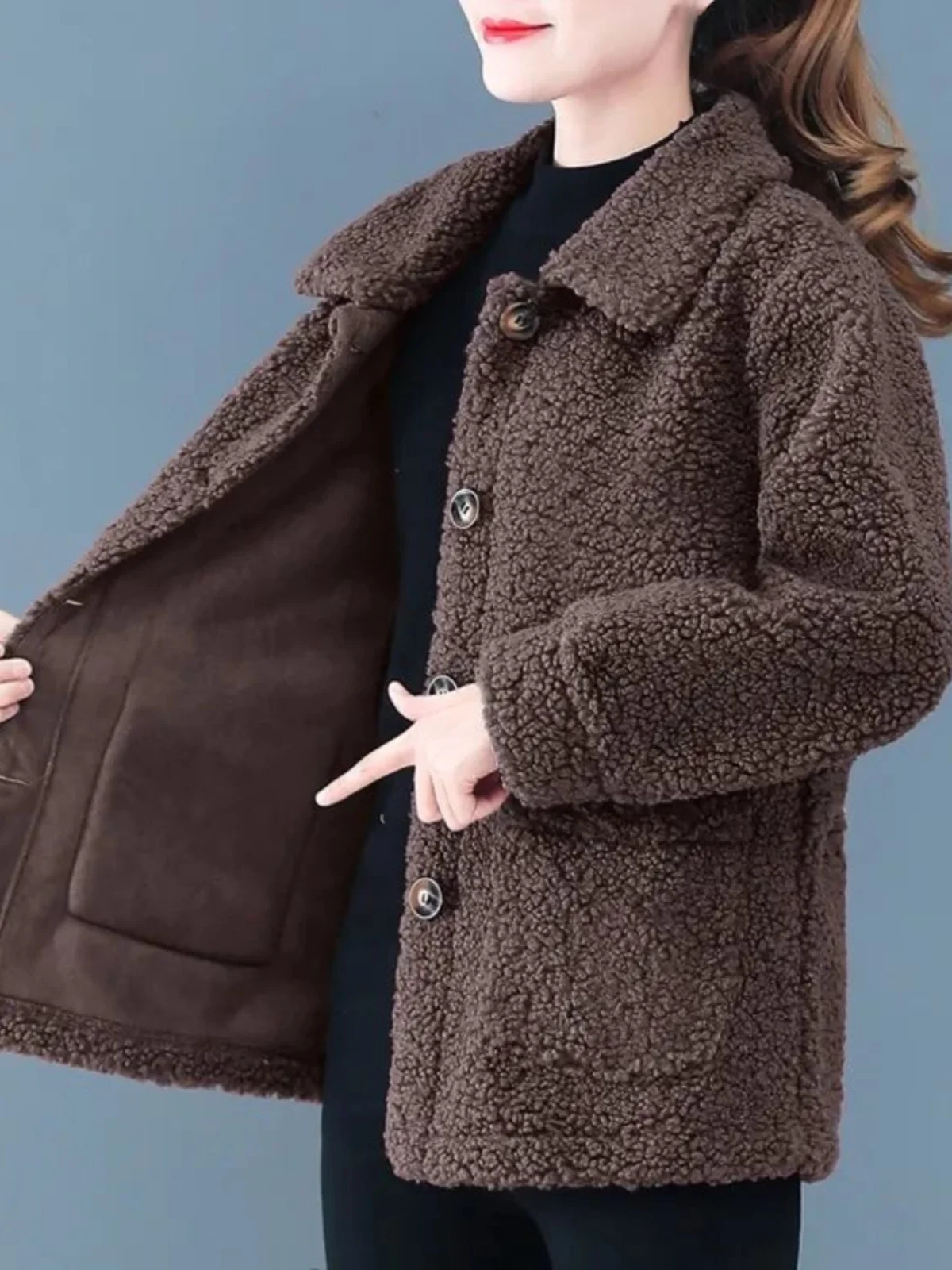 Ladies Short Lamb Velvet Jacket Particle Velvet Middle-Aged Mom Coat Open Cardigan Large Coat Women Autumn Winter New Style
Ladies Short Lamb Velvet Jacket Particle Velvet Middle-Aged Mom Coat Open Cardigan Large Coat Women Autumn Winter New Style