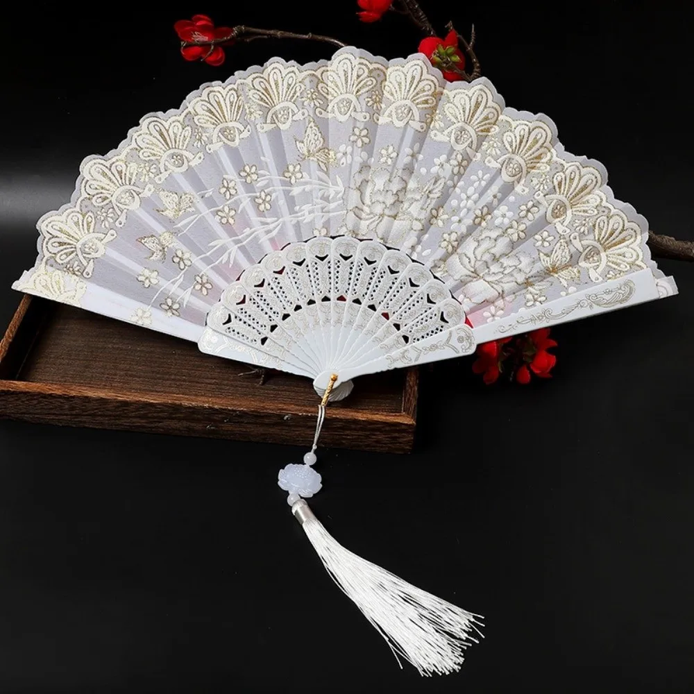 Embroidered Folding Fan Hot Stamping Photography Props Chinese Wedding Cloth Folding Fan Multicolors Gold Blocking Fan
Embroidered Folding Fan Hot Stamping Photography Props Chinese Wedding Cloth Folding Fan Multicolors Gold Blocking Fan