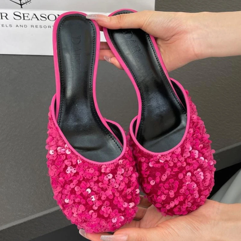 Роскошные женские тапочки с блестящим дизайном, летние нескользящие туфли Мюллера с круглым носком, элегантные вечерние женские босоножки на высоком каблуке с открытой пяткой 
Роскошные женские тапочки с блестящим дизайном, летние нескользящие туфли Мюллера с круглым носком, элегантные вечерние женские босоножки на высоком каблуке с открытой пяткой