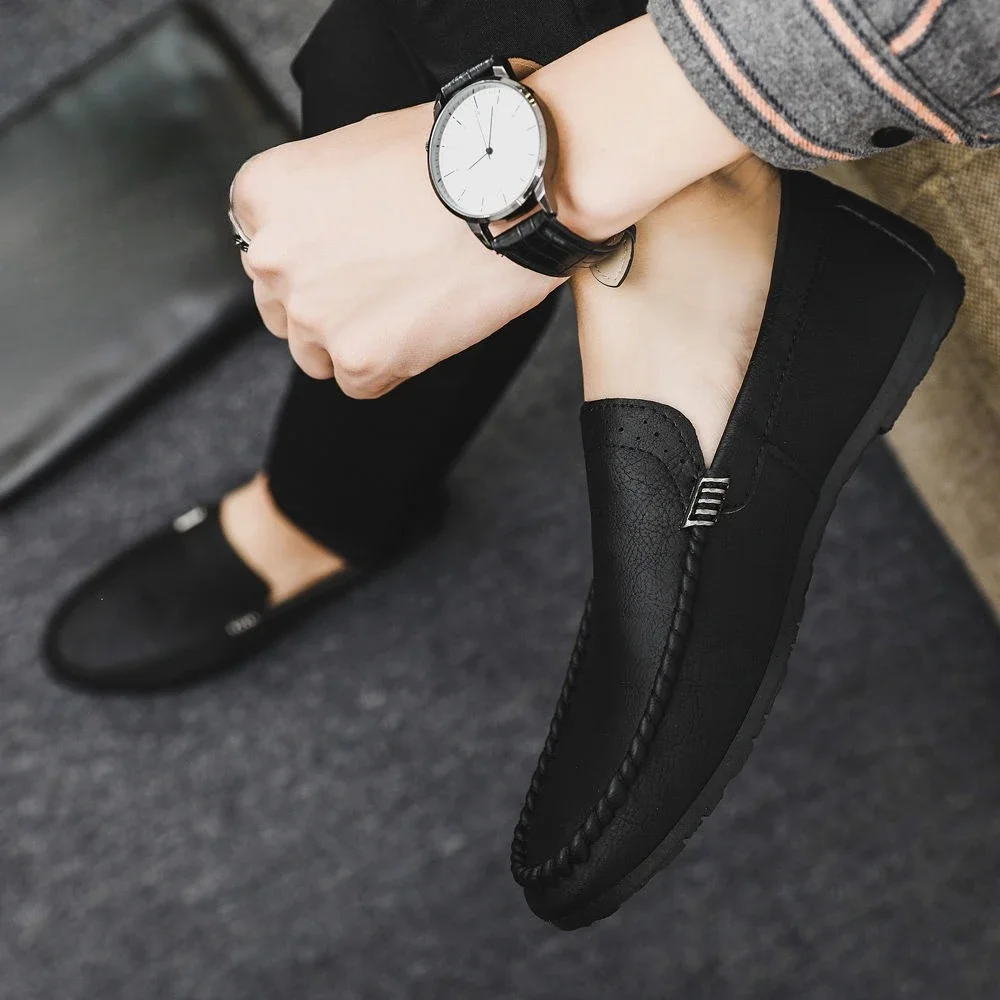 Мягкая мужская повседневная обувь с круглым носком, нескользящая плоская, обычная классическая, оригинальная, социальная, удобная, новая, легкая, мужская кожаная обувь
Мягкая мужская повседневная обувь с круглым носком, нескользящая плоская, обычная классическая, оригинальная, социальная, удобная, новая, легкая, мужская кожаная обувь