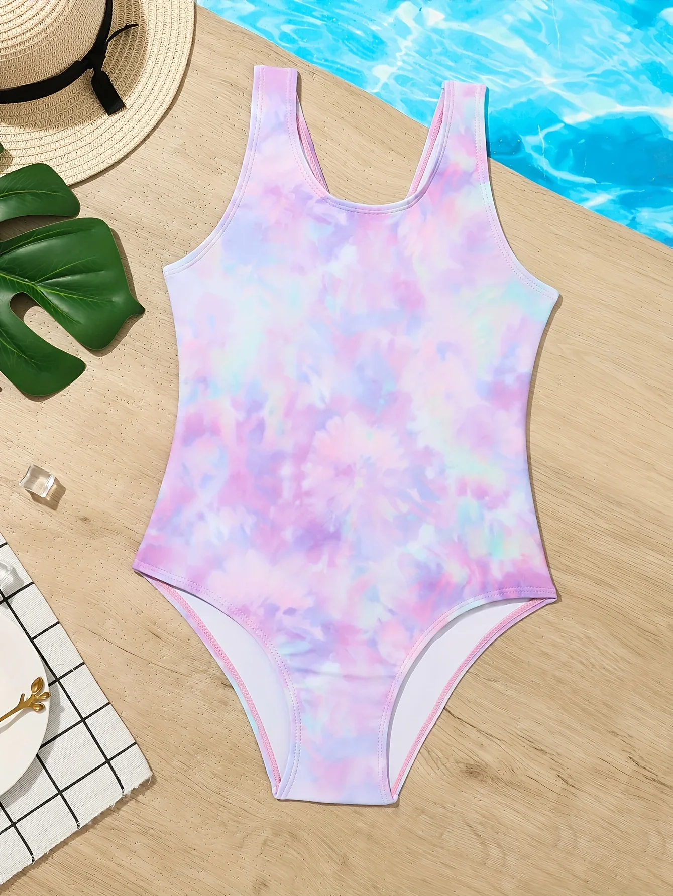 Стильный купальник для девочек на груди
Стильный купальник для девочек на груди