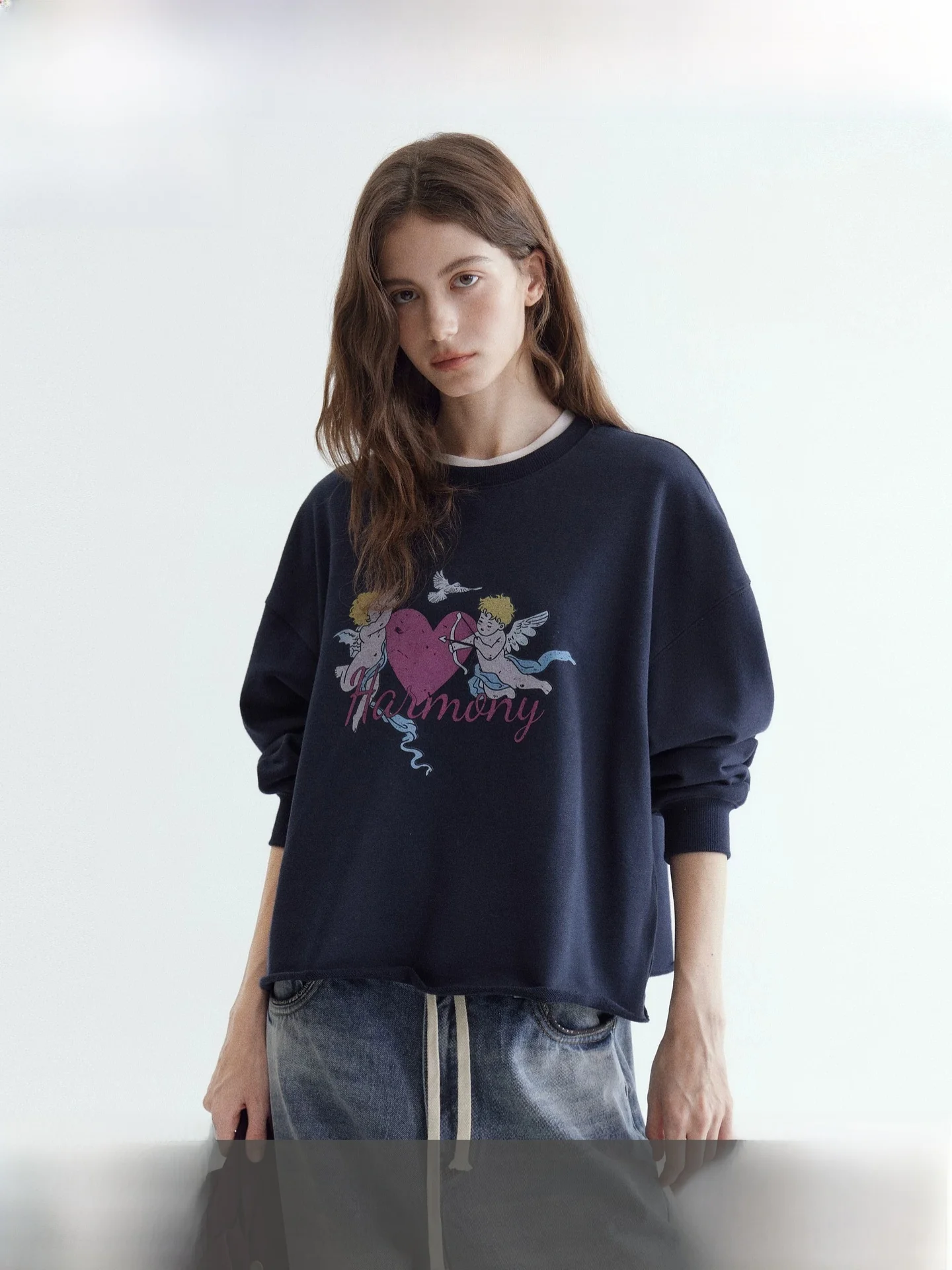 Женский свитшот Fano Vintage Sweet Cool, новинка весны, с принтом «Ангельское сердце», с манжетами, в стиле с эффектом потертости, с длинными рукавами, круглым вырезом, из смесового хлопка
Женский свитшот Fano Vintage Sweet Cool, новинка весны, с принтом «Ангельское сердце», с манжетами, в стиле с эффектом потертости, с длинными рукавами, круглым вырезом, из смесового хлопка