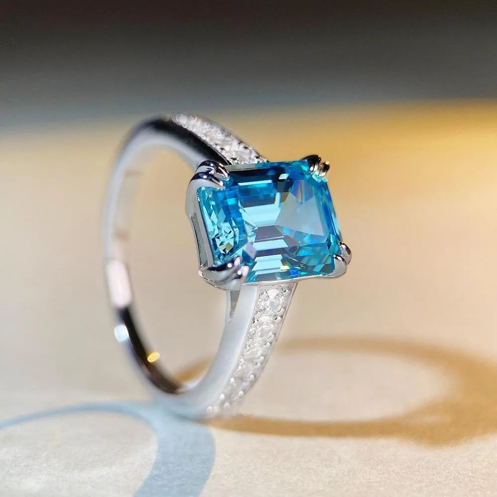 PT950 platinum - women's ring - aquamarine cross-border best-selling classic four-claw pyramid-shaped bag
PT950 platinum - women's ring - aquamarine cross-border best-selling classic four-claw pyramid-shaped bag