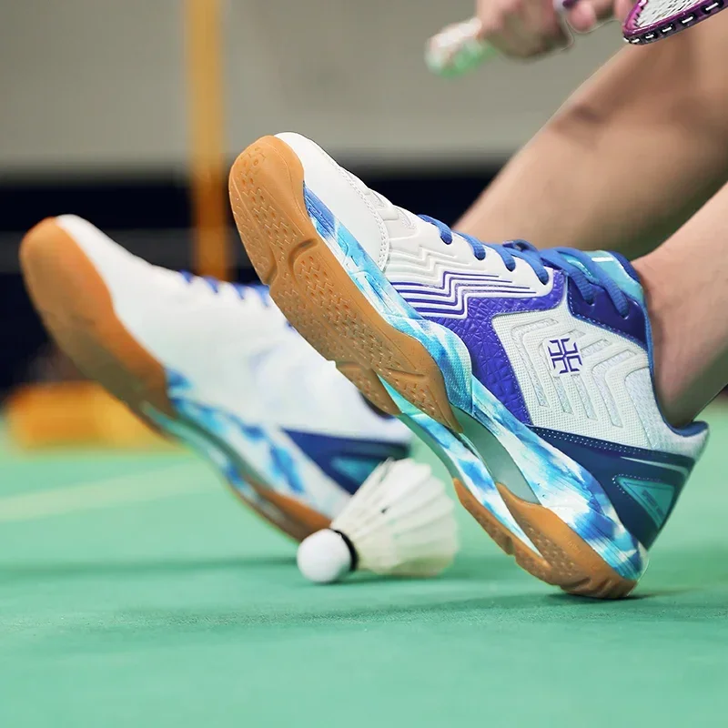 2025 New Professional Table Tennis Shoes Men Women Anti Slip Badmintons for Couples Blue Red Light Weight Badminton Sneakers
2025 New Professional Table Tennis Shoes Men Women Anti Slip Badmintons for Couples Blue Red Light Weight Badminton Sneakers