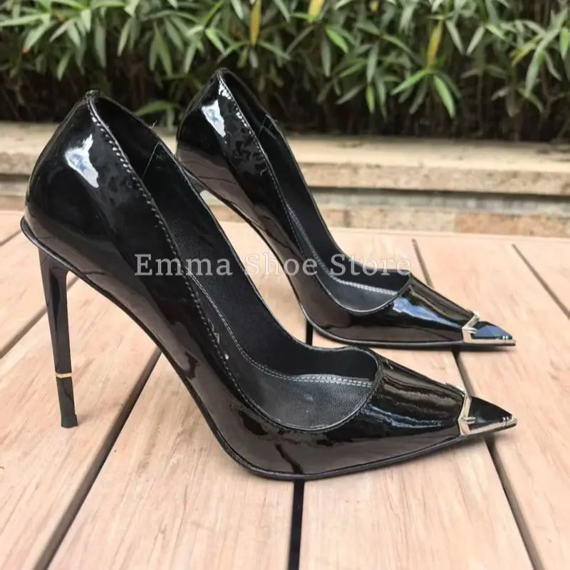 Black Patent Leather Super High Heel Sexy Pumps 2025 Summer Versatile Catwalk Dress Shoes Women's Pointed Toe Wedding Shoes
Black Patent Leather Super High Heel Sexy Pumps 2025 Summer Versatile Catwalk Dress Shoes Women's Pointed Toe Wedding Shoes