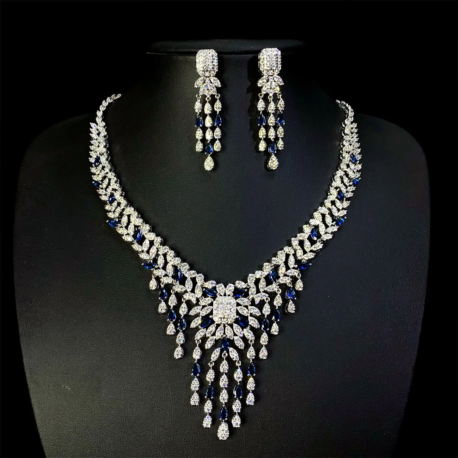 Crystal Bridal Women Queen Princess Blue tassels Necklace Sets Fashion Jewelry Set Diadems
Crystal Bridal Women Queen Princess Blue tassels Necklace Sets Fashion Jewelry Set Diadems
