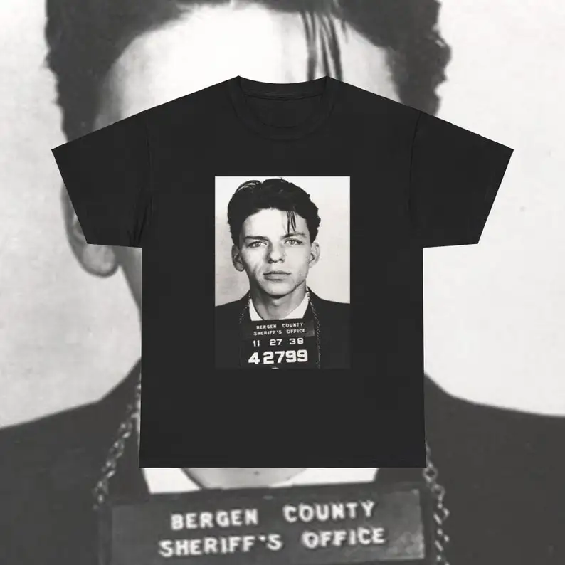 Retro Frank Sinatra T-shirt Vintage Style Unisex Crewneck Tee Streetwear Celebrity Merch Mugshot Tee
Retro Frank Sinatra T-shirt Vintage Style Unisex Crewneck Tee Streetwear Celebrity Merch Mugshot Tee