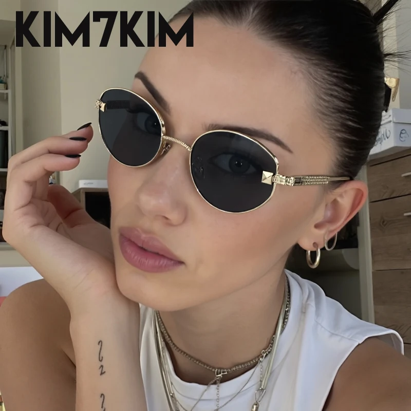 Classic Vintage Oval Round Sunglasses Women 2025 Luxury Brand Punk Metal Frame Sun Glasses For Lady Outdoor Travel UV400 Eyewear 
Classic Vintage Oval Round Sunglasses Women 2025 Luxury Brand Punk Metal Frame Sun Glasses For Lady Outdoor Travel UV400 Eyewear