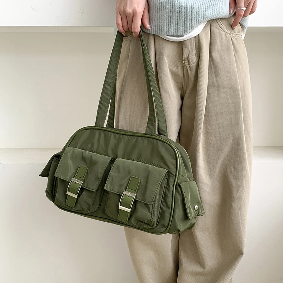 Retro Small Double Pockets Shoulder Bags for Women Nylon New Fashion Trend Designer Underarm Bag Female Handbags and Purses Sac
Retro Small Double Pockets Shoulder Bags for Women Nylon New Fashion Trend Designer Underarm Bag Female Handbags and Purses Sac