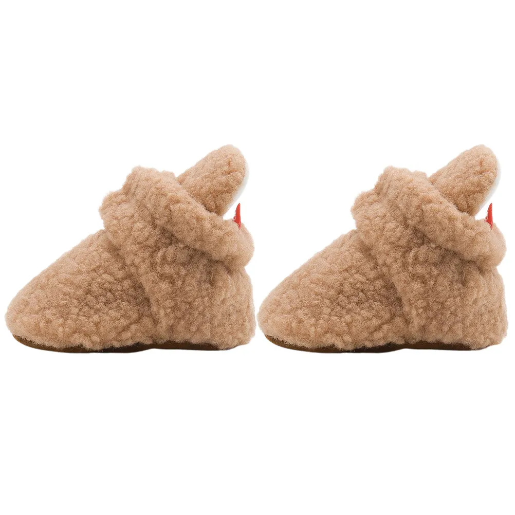 1Pair Baby Winter Warm Shoes Thickened Cotton Breathable Anti Slip Infant Prewalkers Baby Prewalker Winter Warm Shoes
1Pair Baby Winter Warm Shoes Thickened Cotton Breathable Anti Slip Infant Prewalkers Baby Prewalker Winter Warm Shoes