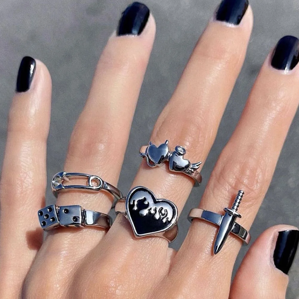 5Pcs Elegant Alloy Rings Fashionable Jewelry Perfect Gift for Lover Personalized Style Finger Ring Decor Ring Decoration 
5Pcs Elegant Alloy Rings Fashionable Jewelry Perfect Gift for Lover Personalized Style Finger Ring Decor Ring Decoration