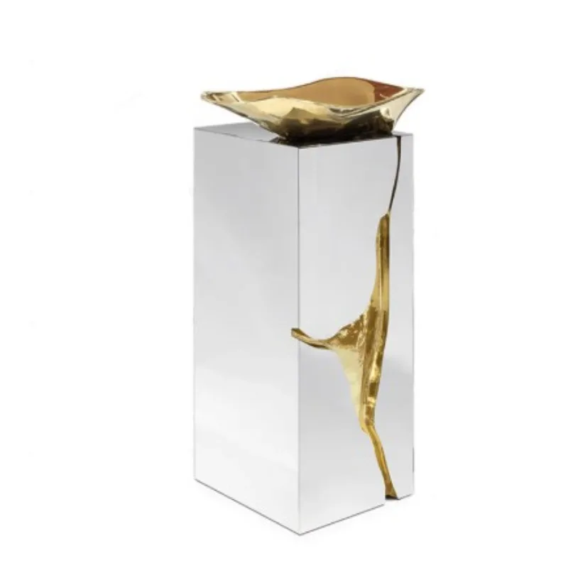 Premium light luxury stainless steel washbasin villa hotel high-end design integrated column basin creative metal washbasin
Premium light luxury stainless steel washbasin villa hotel high-end design integrated column basin creative metal washbasin