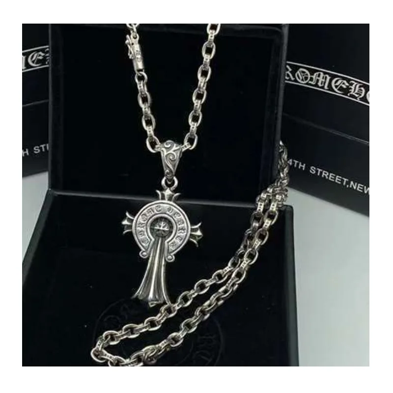 Tide Xuan Punk Cross Necklace Men's and Women's Personality Vintage Thai Silver Letter Necklace Nine O'clock Pendant
Tide Xuan Punk Cross Necklace Men's and Women's Personality Vintage Thai Silver Letter Necklace Nine O'clock Pendant