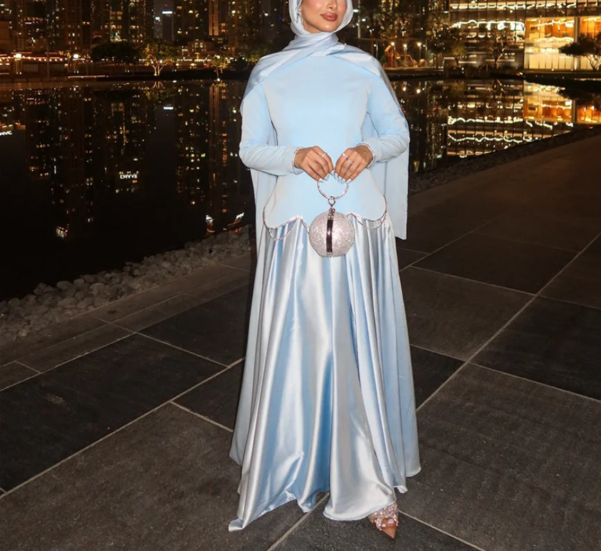 Комплект из двух предметов, женский наряд, весна 2025 года, новый светло-голубой элегантный топ с длинными рукавами и неровным подолом, комплект с длинной плиссированной юбкой с высокой талией
Комплект из двух предметов, женский наряд, весна 2025 года, новый светло-голубой элегантный топ с длинными рукавами и неровным подолом, комплект с длинной плиссированной юбкой с высокой талией