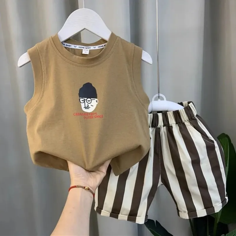 Boys' Tank Top Set New Children's Baby Cotton Sleeveless T-shirt Shorts 2 Piece Set Korean Kids Summer Cool 2 Piece Set
Boys' Tank Top Set New Children's Baby Cotton Sleeveless T-shirt Shorts 2 Piece Set Korean Kids Summer Cool 2 Piece Set