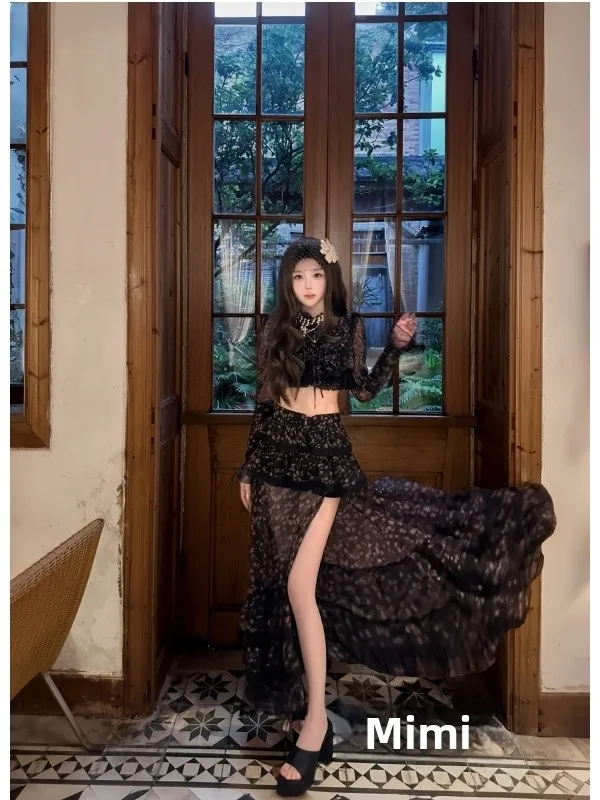 Retro Beach Style Black Floral Lace Trim Chiffon Midi Dress And Top Women's Fashion Set Summer Season Regular Fit Long Sleeve
Retro Beach Style Black Floral Lace Trim Chiffon Midi Dress And Top Women's Fashion Set Summer Season Regular Fit Long Sleeve