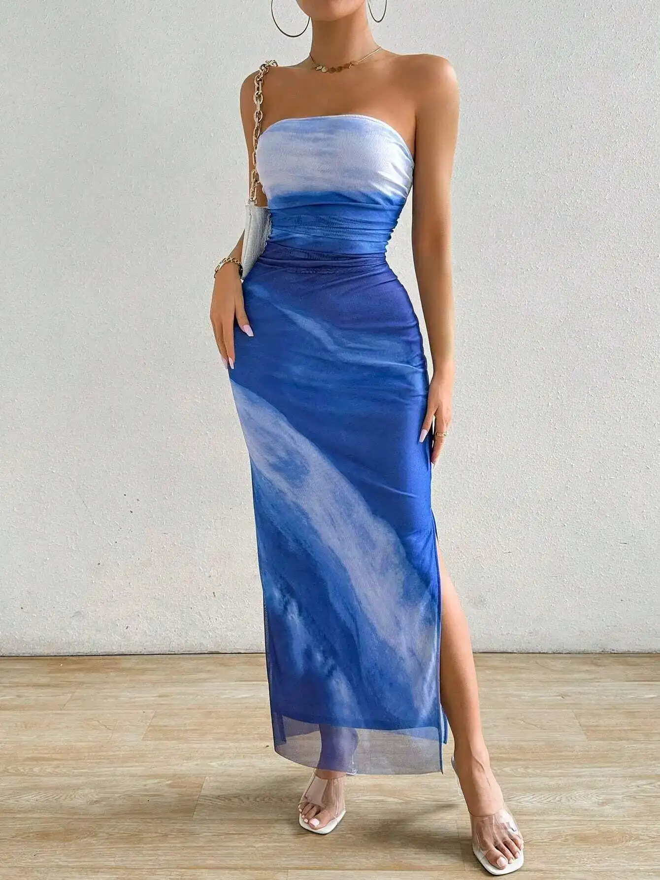 Mesh 2025 New Gradient Pleated Sexy Tight Fitting Slit Strapless Long Dress Sequin 2025 Summer Dress Robe Vestido Women Elegant
Mesh 2025 New Gradient Pleated Sexy Tight Fitting Slit Strapless Long Dress Sequin 2025 Summer Dress Robe Vestido Women Elegant