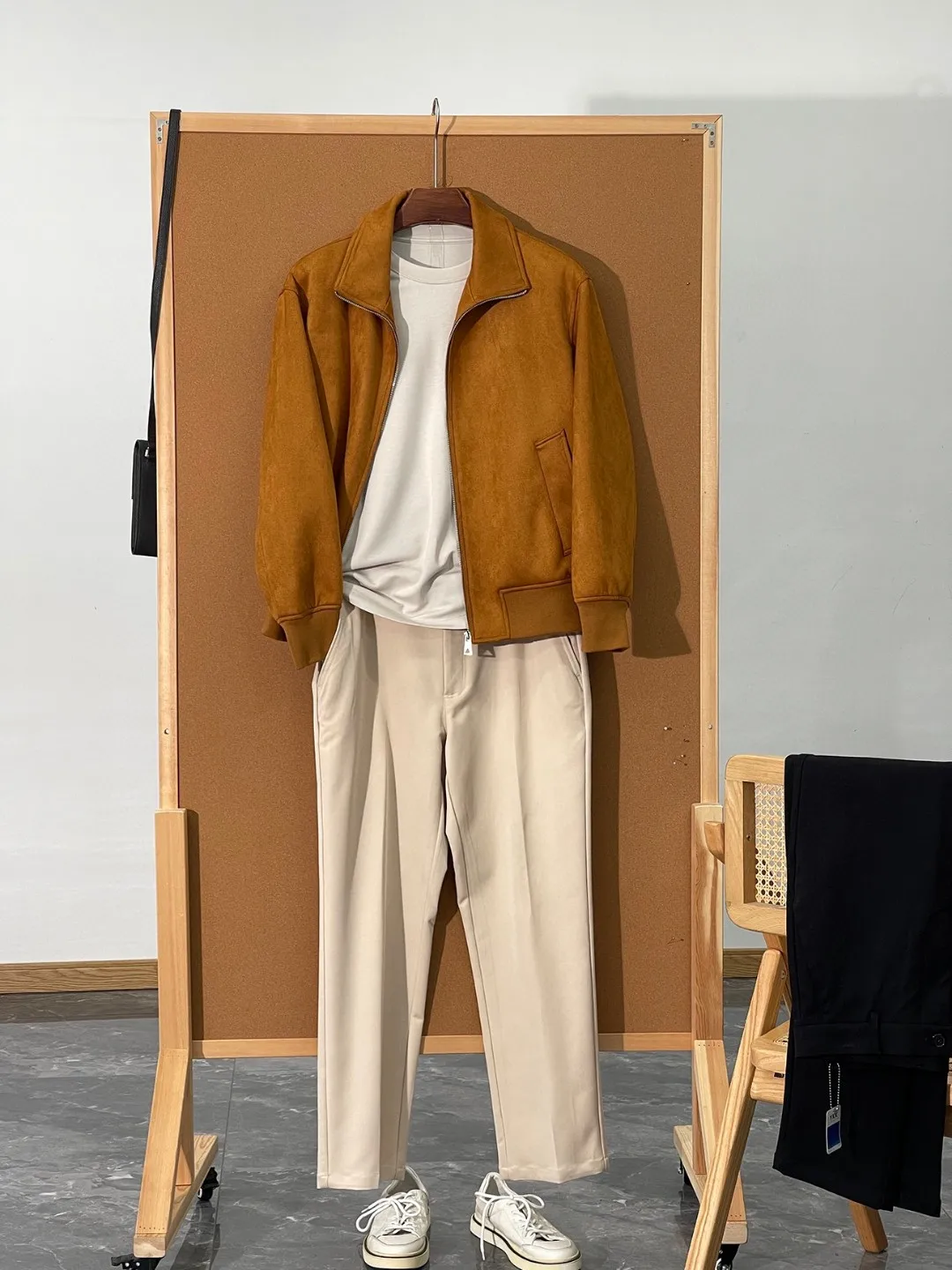 Men's Casual Suede Leather Jaet Collar Coat Autumn Faion Busin Stand Fit Linen 00% Long Sve Zipper Pure Color
Men's Casual Suede Leather Jaet Collar Coat Autumn Faion Busin Stand Fit Linen 00% Long Sve Zipper Pure Color